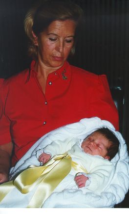 {short description of image}